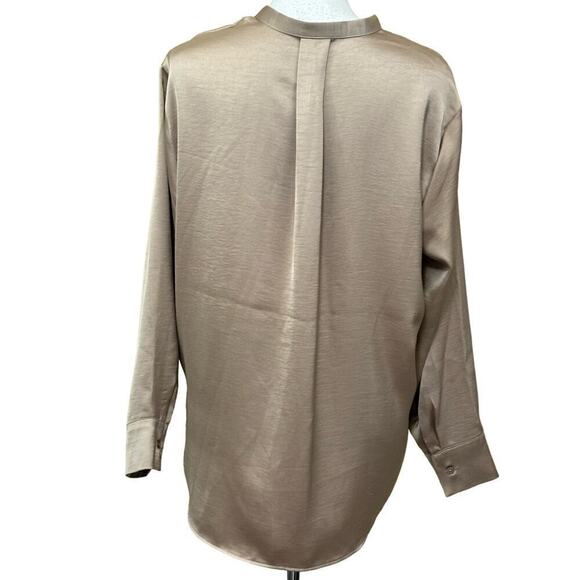Banana Republic satiny taupe tunic, large petite, shiny, sophisticated, elegant - Picture 3 of 6